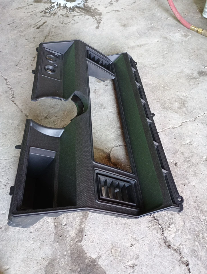 Ford Bronco II 1985 tablero bisel  Foto 3 de 4