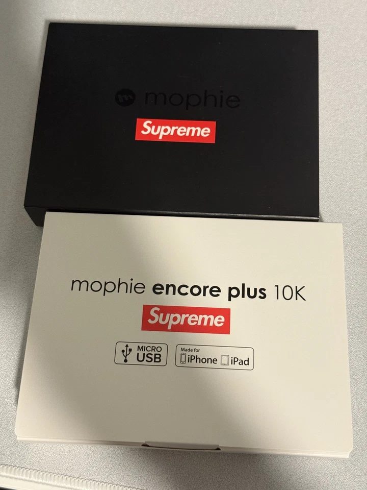 Supreme X Mophie Encore Plus 10k 移动电源 红色 — 第 2/4 张图片