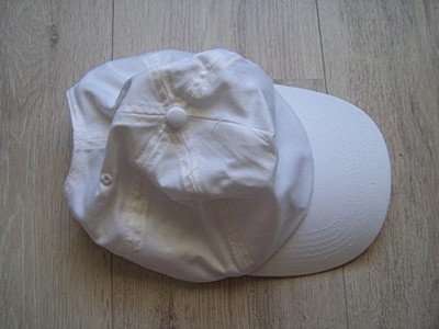 NEU - Damen Basecap creme/weiß -  verstellbar von Beechfield