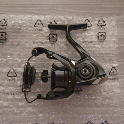 美品　シマノ　SHIMANO 23 Vanquish C3000MHG Amazon.com : Shimano Spinning Reel 23 Vanquish 3000MHG