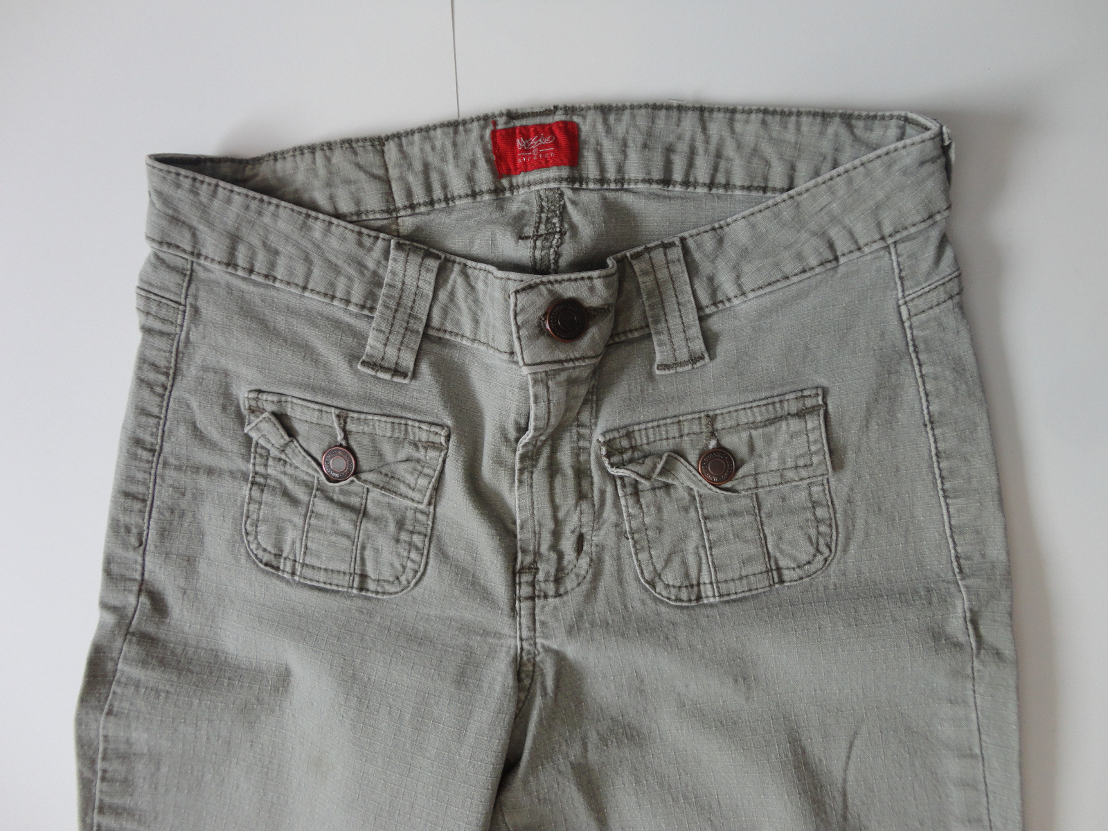 MOSSIMO {Size 9} Junior's Olive Green Low Rise Bootcut Khaki Pants
