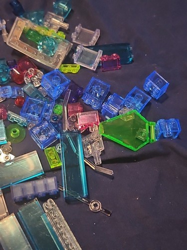 Assorted Colored / Clear Translucent LEGO Bricks & Blocks - 3.50oz - Picture 8 of 16