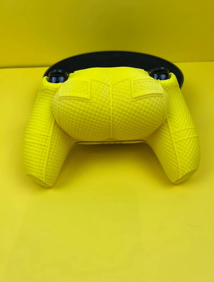PS5 Controller Cover , Wolverine Inspired Joystick Controller Cover - Image 2 of 3