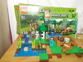 LEGO 21114 MINECRAFT The Farm + Manual + Box