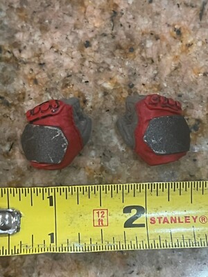 1/6 12''  scale Sideshow Marvel Deadpool DeadPool  hands  fists