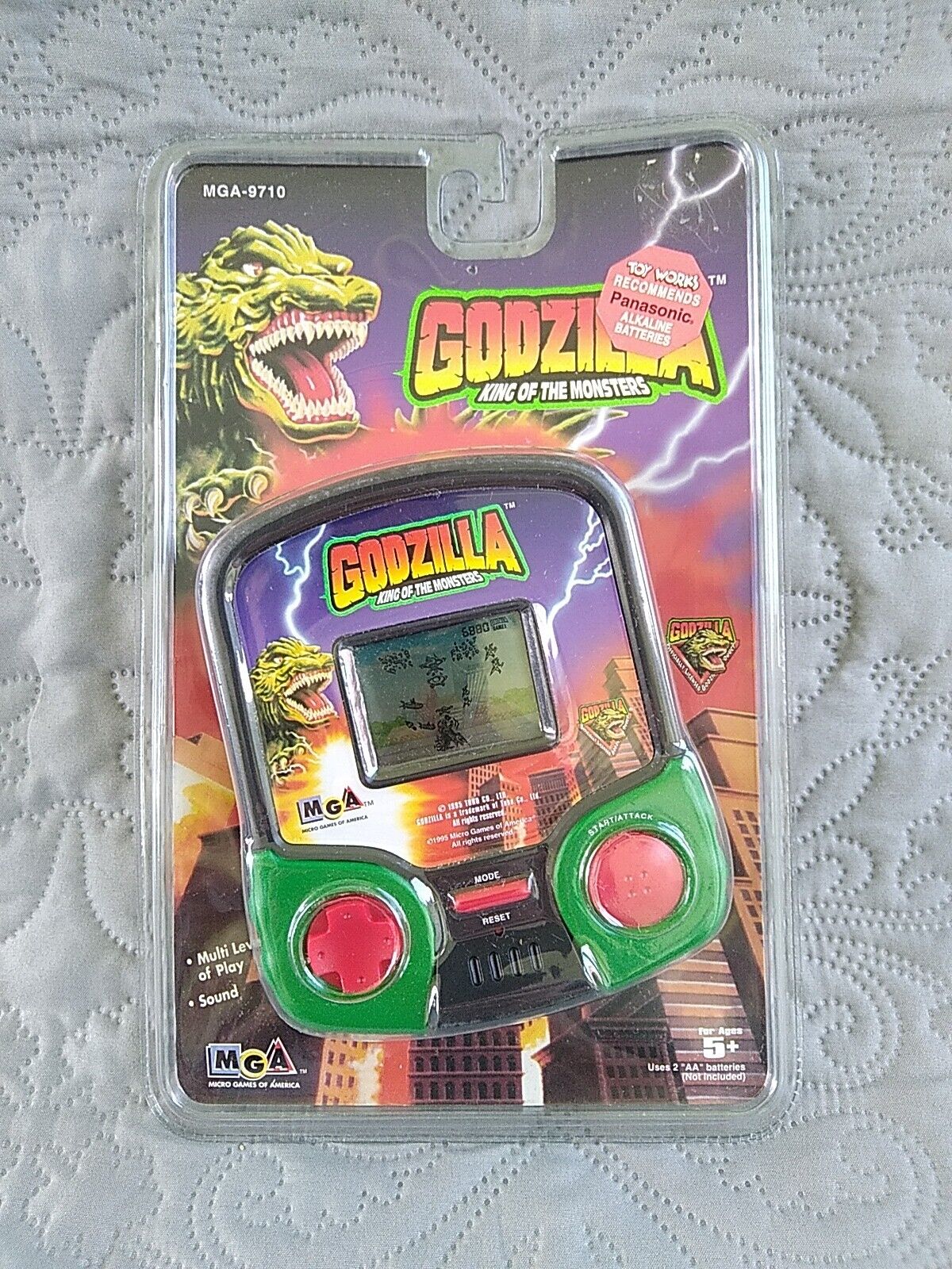 VTG Godzilla King of Monsters Handheld Game Factory Sealed MGA-9710 BRIGHT COLOR