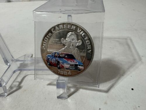 Richard Petty 1984 NASCAR 200th Career Victory The King Proof Coin - Picture 11 of 11