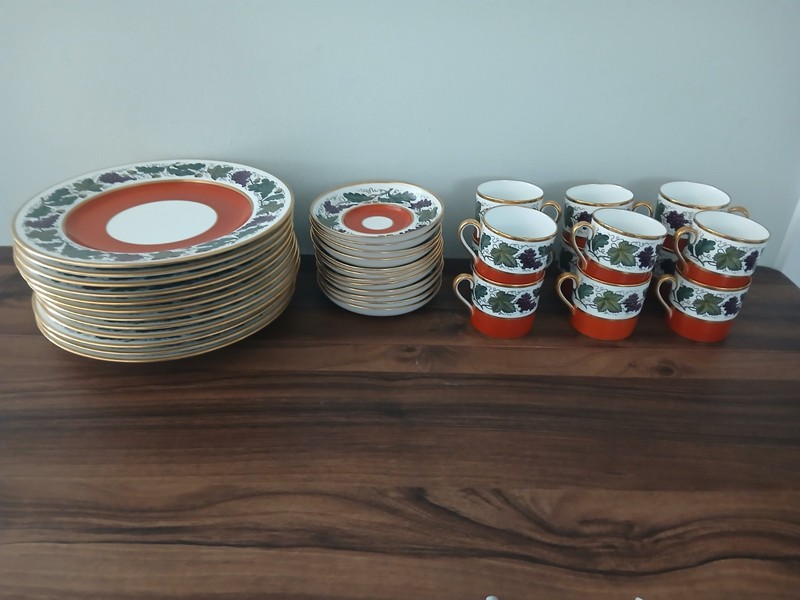 Reproduction Of Spode Pattern 1808 A.D. Service For 12 Dessert Set
