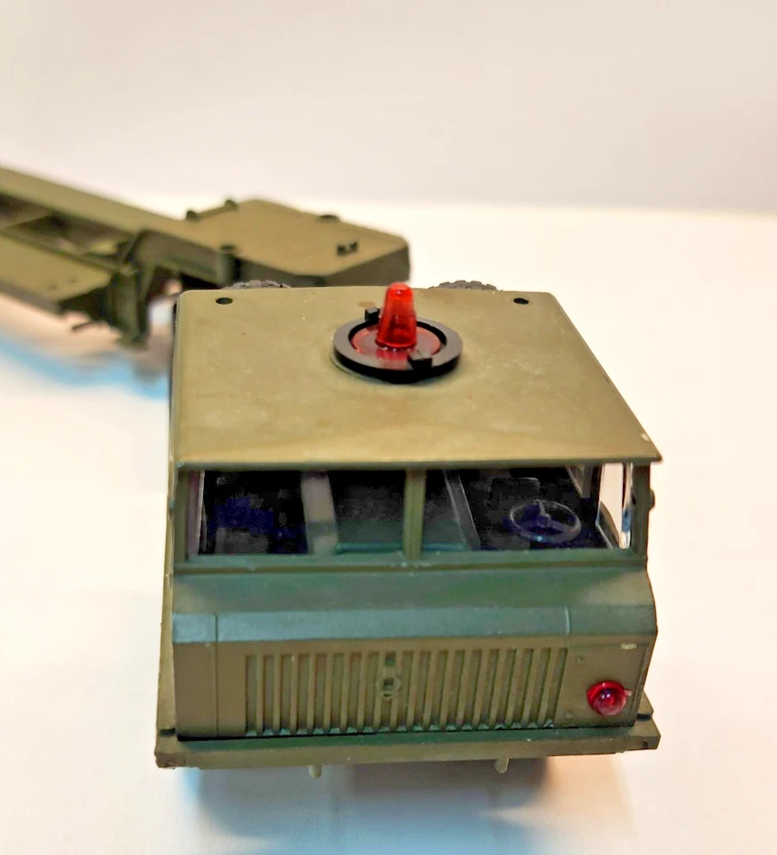 Solido 211 Berliet T12 Military Tank Transporter made in France 1:50 Scale 13.5" - Image 4 of 4