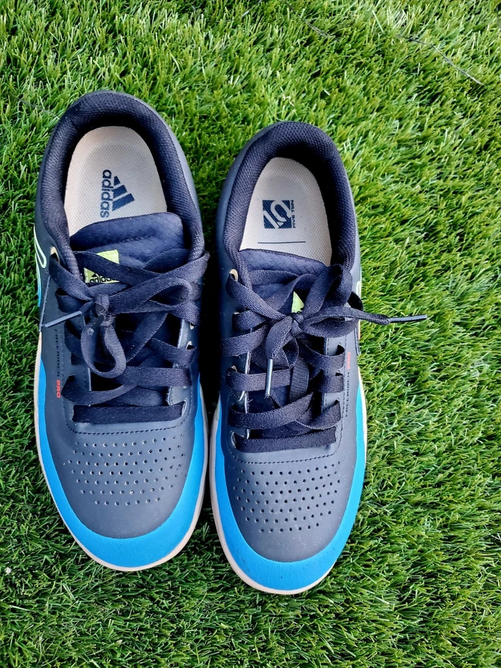 Five Ten Freerider Pro Talla 10 Usado Una Vez Excelente Estado Foto 3 de 4