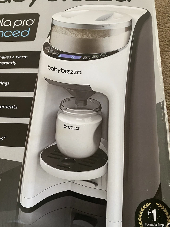 Sistema de mezcla avanzado Baby Brezza Formula Pro con calentador de 3 niveles Foto 2 de 4