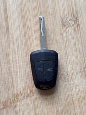 VAUXHALL 2 BUTTON REMOTE KEY FOB ASTRA CORSA MERIVA GENUINE USED
