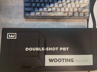 Wooting Double-Shot PBT Keycaps   Weiß (Unvollständiges Set / Ersatzteile)