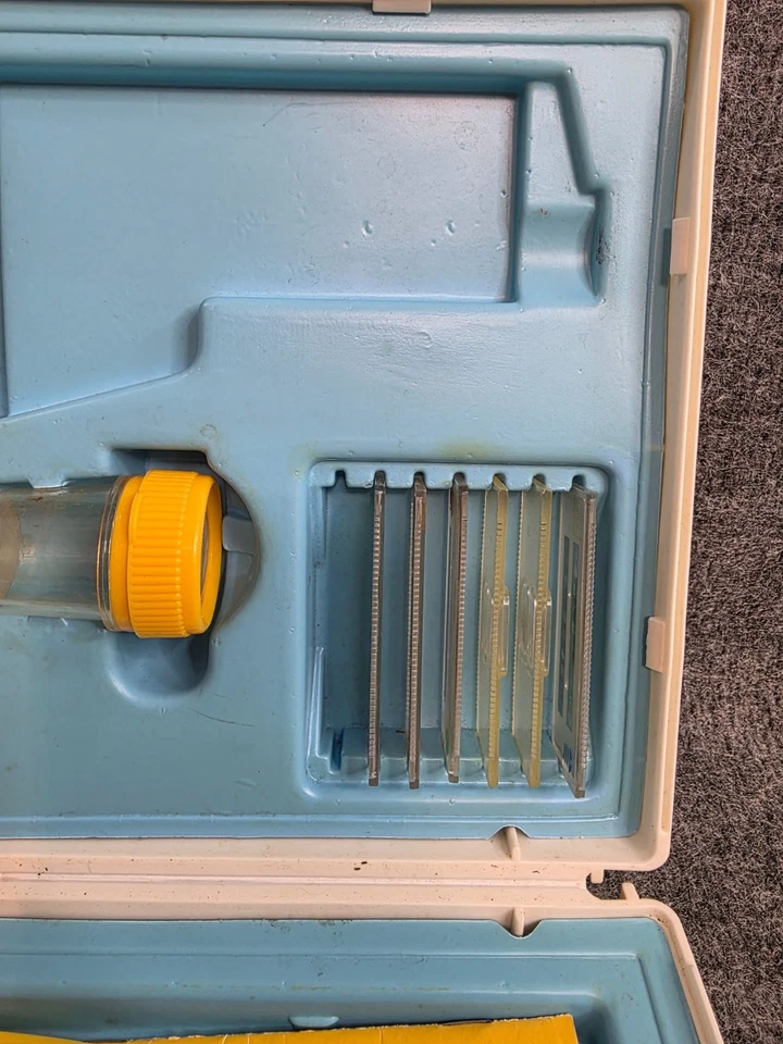 Vtg 1986 Fisher-Price Micro Explorer Science Kit Microscope Slides & Accessories - Image 3 of 4