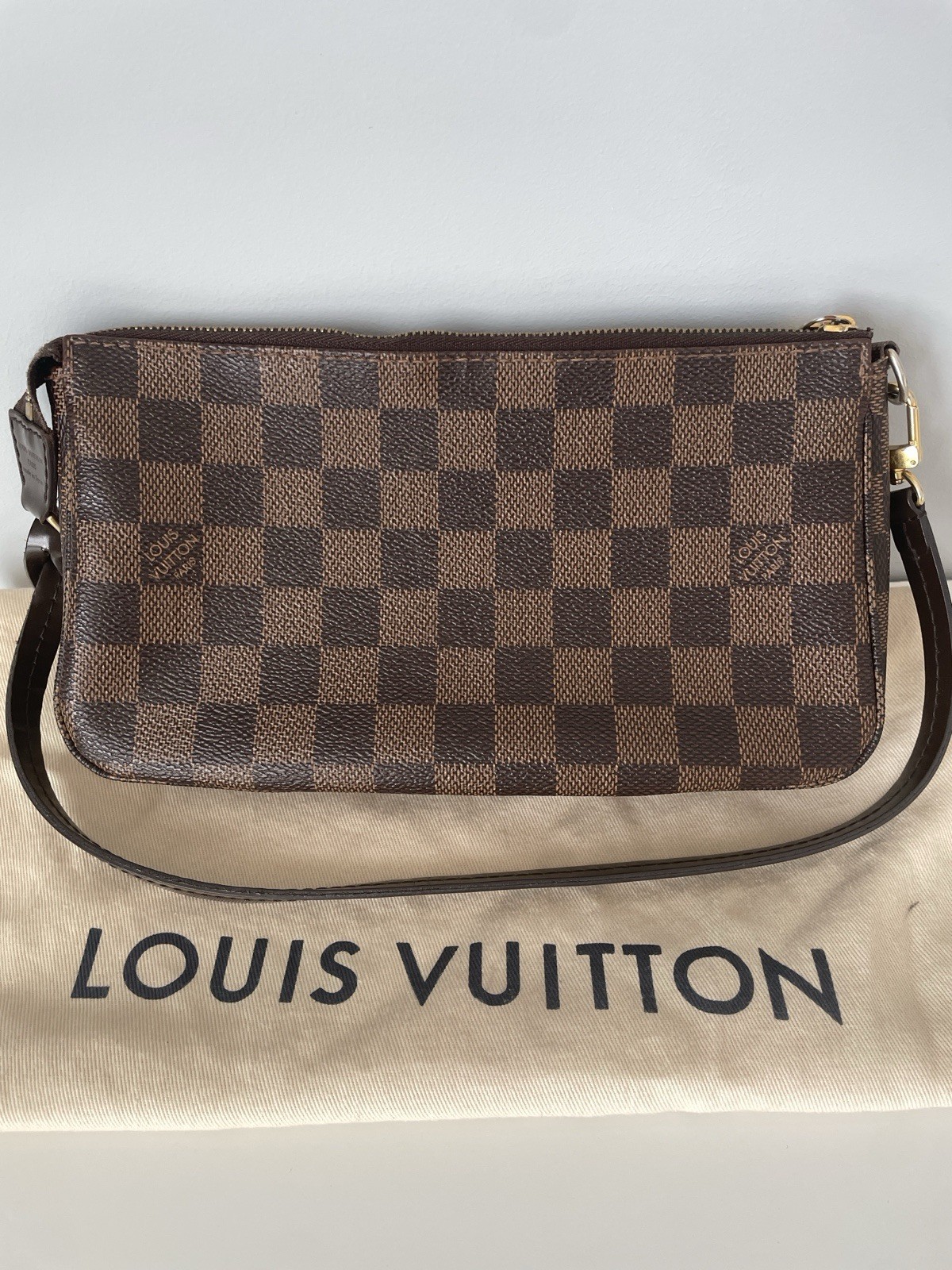 Louis Vuitton Damier Ebene Pochette Accessories Shoulder Bag with Strap