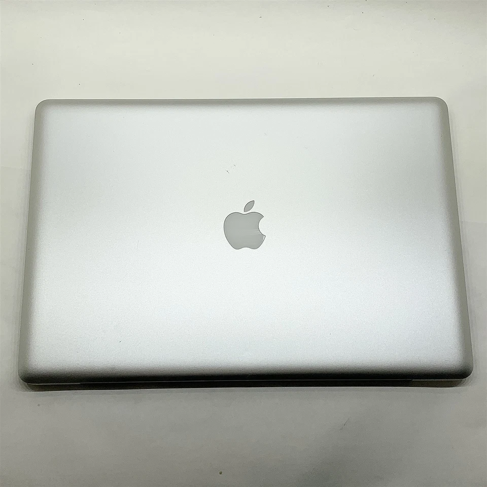 Apple MacBook Pro 5,2 A1297 2009 Intel i7 620M 2.66GHZ 17" 4GB 128GB SSD OS 10.8 - Image 4 of 4