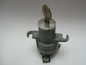 1947 1948 1949 1950 1951 1952 1953 Chevrolet Truck Ignition Switch | eBay