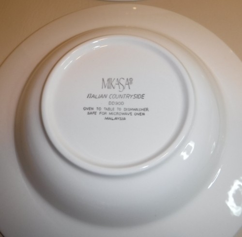 Mikasa ~ Italian Countryside Rimmed Soup Bowls ~ Set of 8 Bowls - Picture 4 of 5