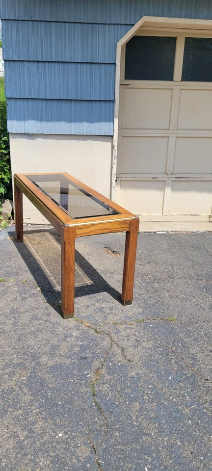 Mesa consola de vidrio estilo Henredon tradicional vintage años 80 con detalles de latón Foto 4 de 4