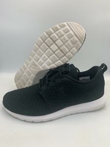 black and white roshes mens