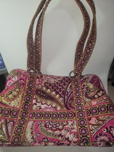 Vera Bradley Retired Very Berry Paisley Shoulder Purse Bag Pink Green Quilted