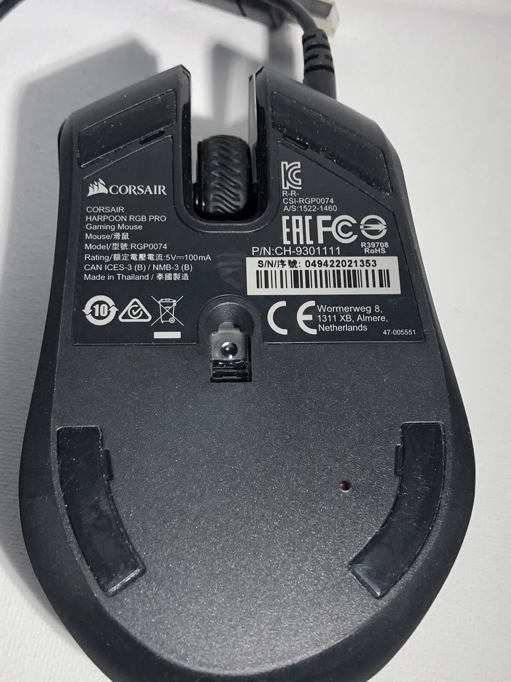 Mouse para computadora Corsair Harpoon PRO mouse con cable para juegos luz negra/roja Foto 4 de 4