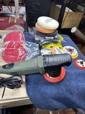 TORQ 10FX Random Orbital Polisher With Velcro Pads And Sponges.