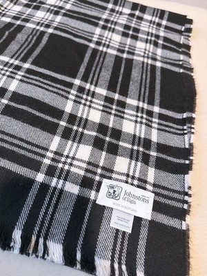 Johnstons of Elgin Cashmere Check Scarf Black