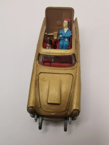 Corgi 261 James Bond 007 Aston Martin DB5  1st Issue w/ Baddies  *vintage*
