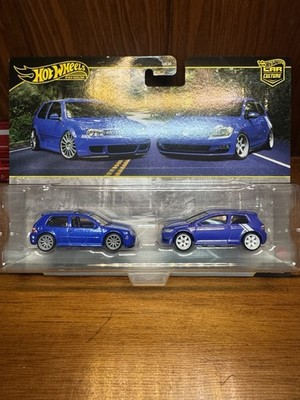Hot Wheels - 2 Pack - '04 Volkswagen Golf R32 - Volkswagen Golf