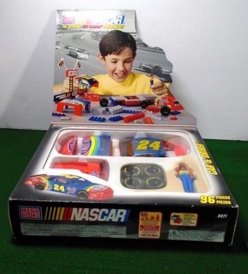 Vintage 1999 NASCAR Jeff Gordon 24 Mega Bloks Building Toy Set 9921 (NOS) Sealed