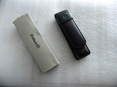 New Genuine Pelikan TG-22 Green / Black Leather Case for 2 Pens Free Ship