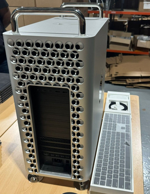 Apple Mac pro 2019 12 Core 3.3Ghz 96GB 1TB SSD AMD Radeon Pro Vega