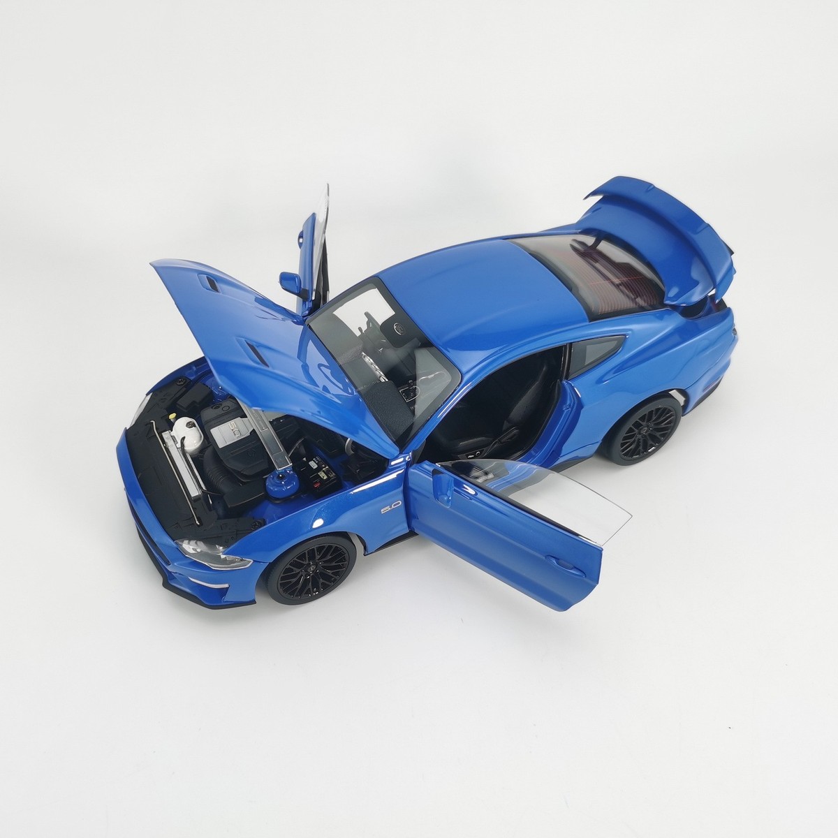 DM 1:18 2019 Ford Mustang GT Diecast Model + Wide Body Kit | eBay