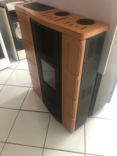 Lisa - Superior por Piazzetta -estufa Bolita Slim 9,9 Kw por Eurocamino - Imagen 2 de 19