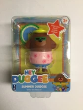 HEY DUGGEE Summer Duggee 3" Figure + Includes Castle Badge Visits the Beach! NEW