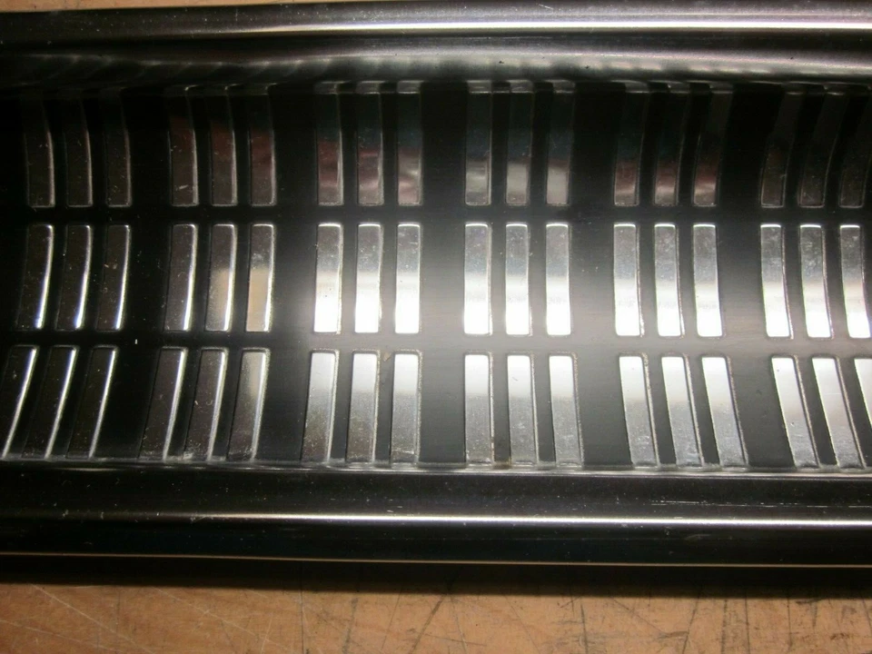 Mercury Meteor 1962 panel trasero moldura Foto 3 de 4