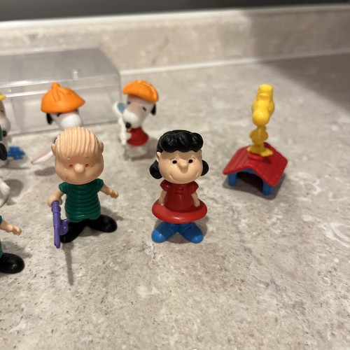 KINDER COMPONIBILE SNOOPY PEANUTS +1 CARTINA + Snoopy Variante - Foto 5 di 6