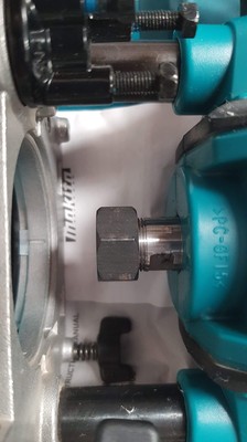 Makita RP0900X 900W 1/4 or 3/8 inch 