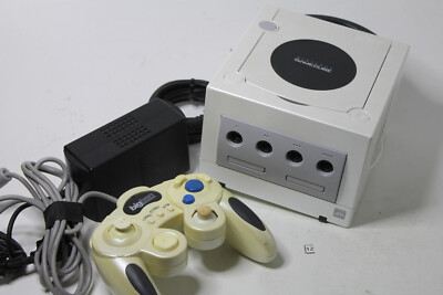NGC - Nintendo GameCube Konsole Weiß mit Controller