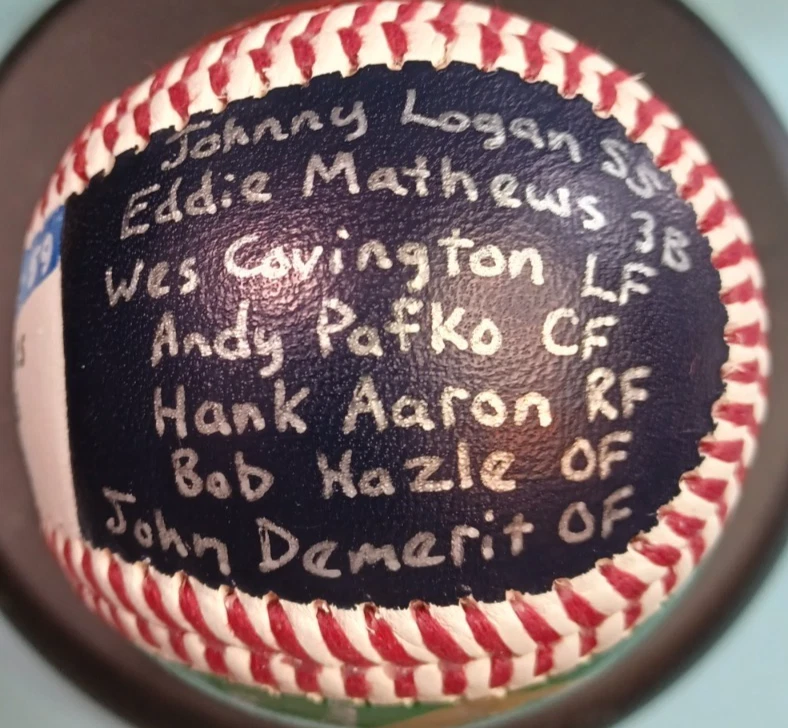 HAND PAINTED BASEBALL 1957 MILWAUKEE BRAVES WORLD SERIES CHAMPIONS HANK AARON + - Image 3 of 4
