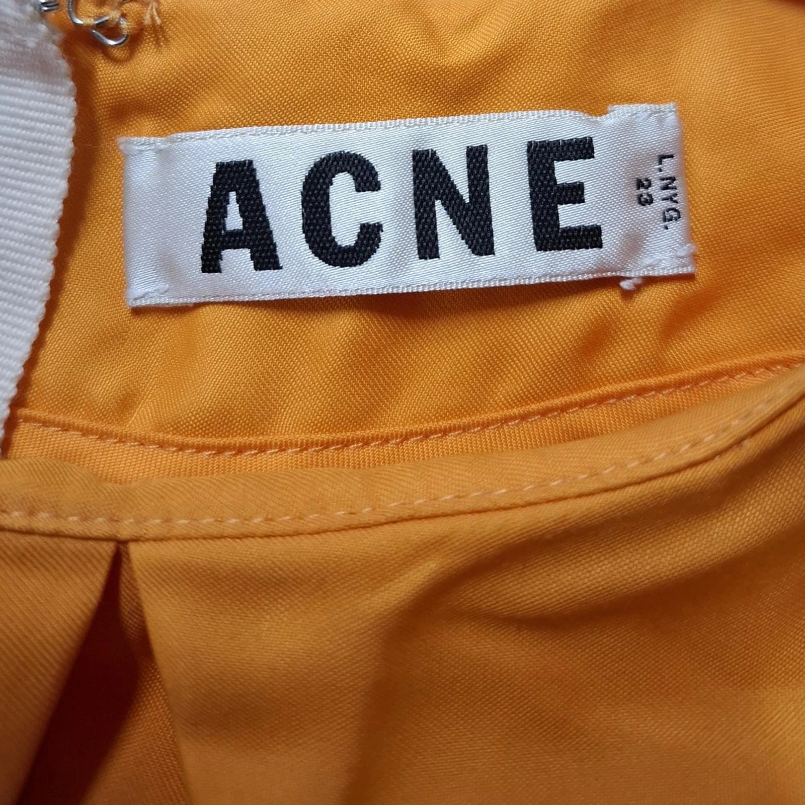 Acne Studios abito tubino girocollo al ginocchio in viscosa arancione