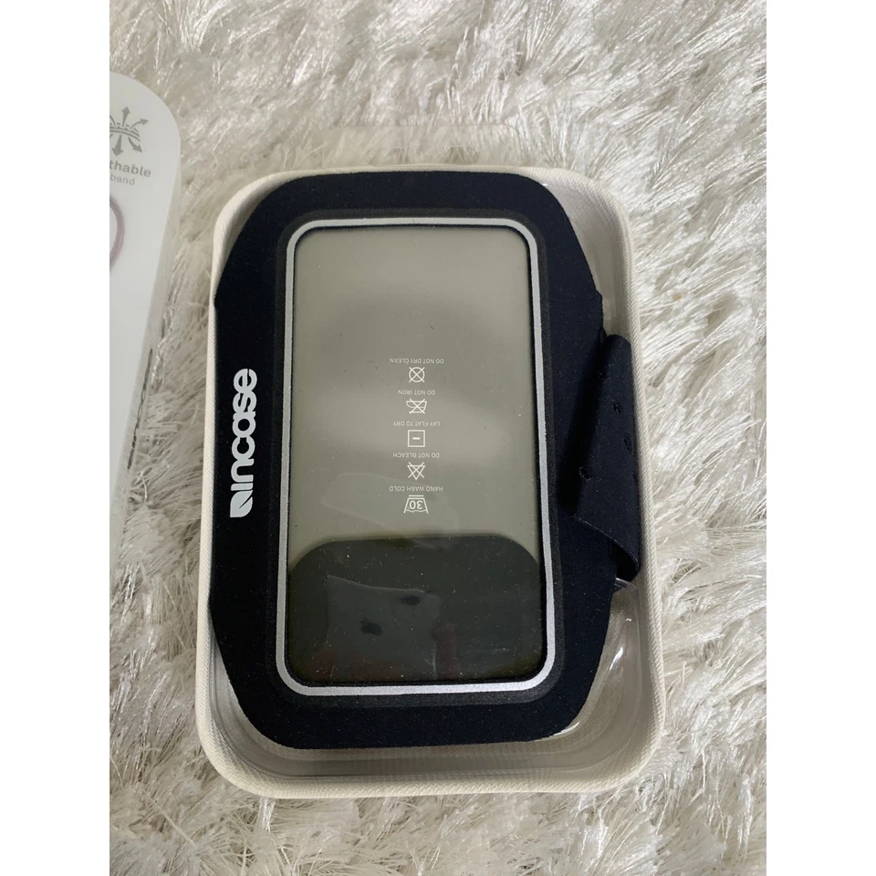 incase Sports Armband Pro Ipod Touch 4th Generation New - Image 3 of 4