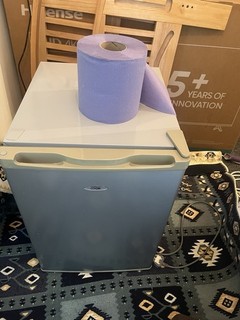 Silver Logik Mini Fridge 70l