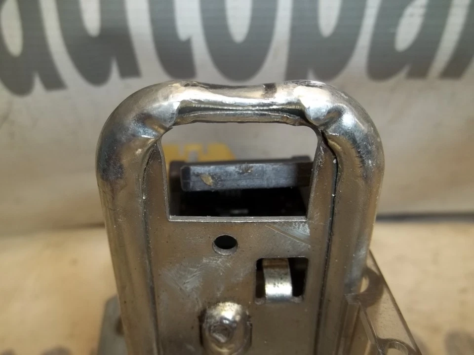 Motor desmontable desmontable de maletero Cadillac reconstruido 5 pines - 16608837 OEM Foto 4 de 4