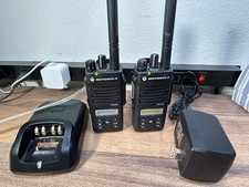 Motorola XPR3500E UHF 403-512 MHz 4 Watts Digital Radios Pair AAH02RDH9VA7AN