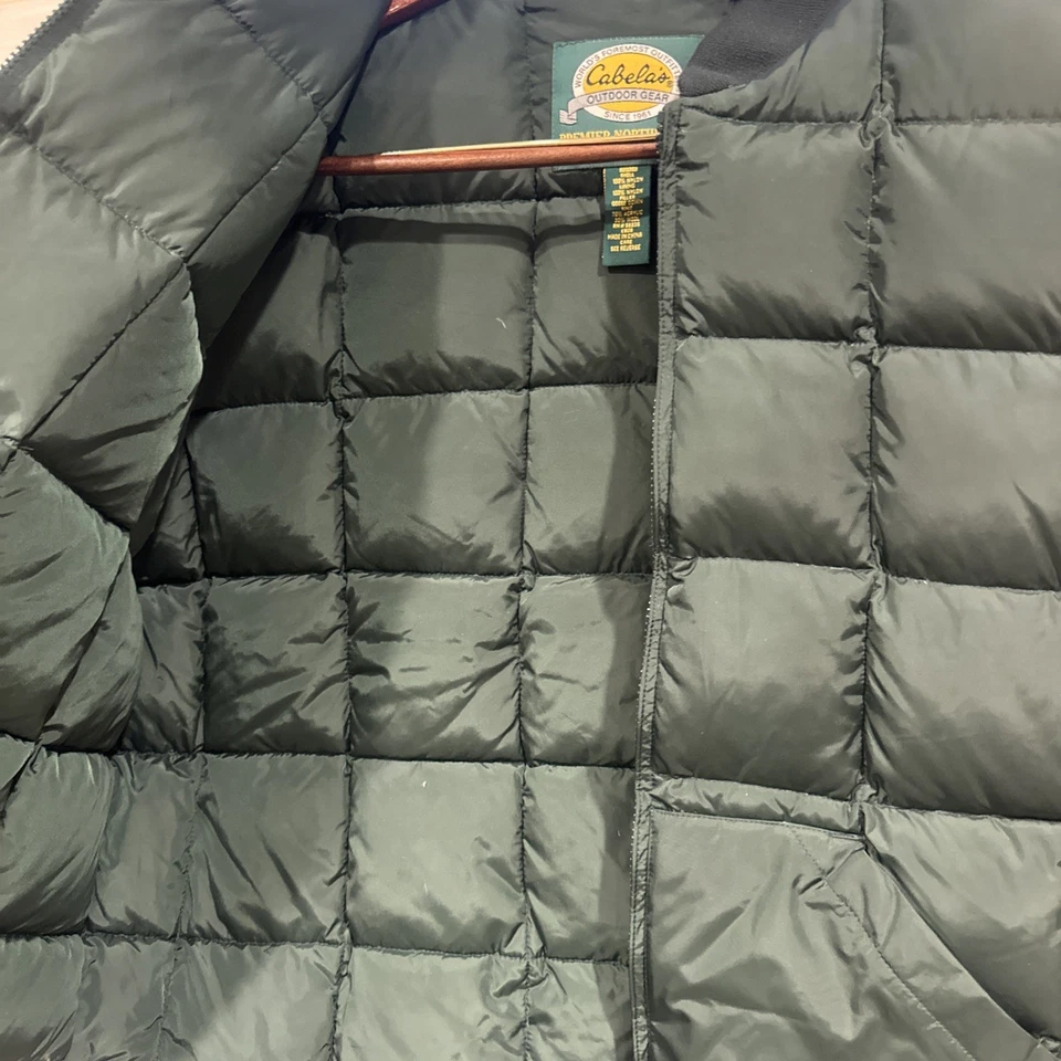 Cabelas Premier Northern Goose Down 650 Fill Power Puffer 背心男式 XL 绿色 — 第 3/4 张图片