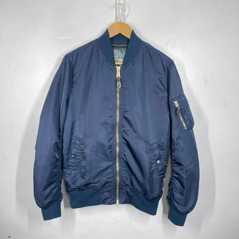 Alpha Industries MA-1, photo 1 of 5