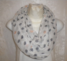 INFINITY SCARF WHITE W BLACK PEACH DOTS 2 LOOP INFINITY COTTONY Box18