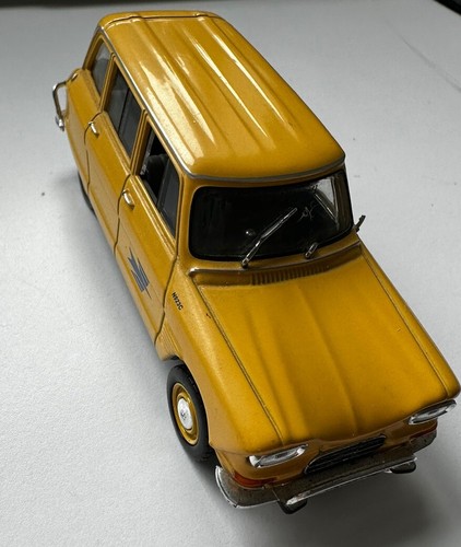 Citroen Ami 6 Break PTT Mail Delivery DieCast 1:43 Yellow Universal Hobbies - Picture 2 of 7